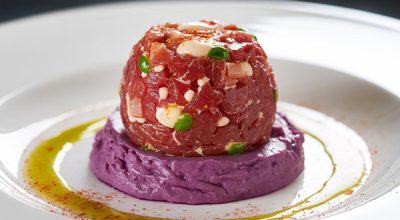 44. Esteak tartar de solomillo y col morada
